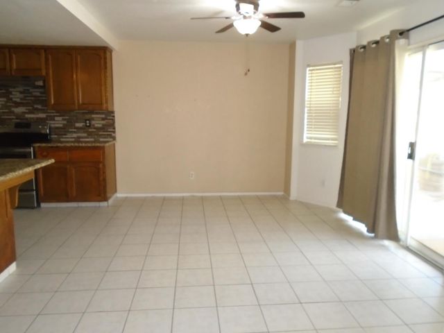 12066 Idaho Avenue, Hanford, CA 93230