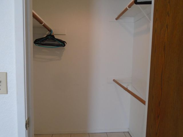 12066 Idaho Avenue, Hanford, CA 93230