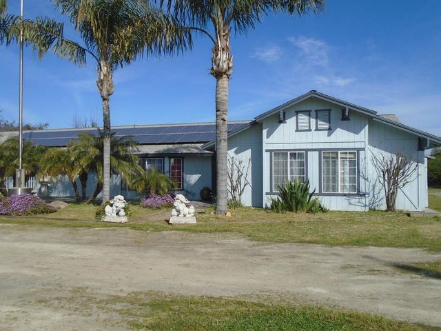 12066 Idaho Avenue, Hanford, CA 93230