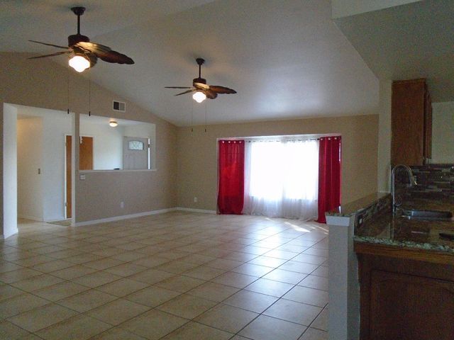 12066 Idaho Avenue, Hanford, CA 93230