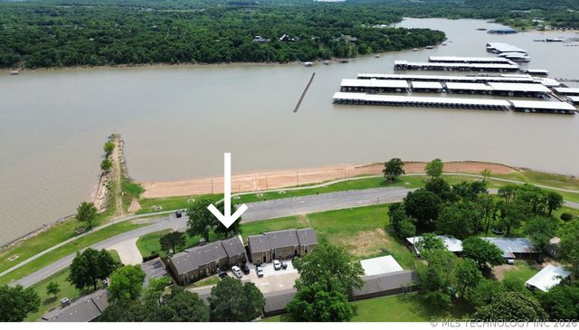 7020 Lakeshore Drive 20, Eufaula, OK 74432