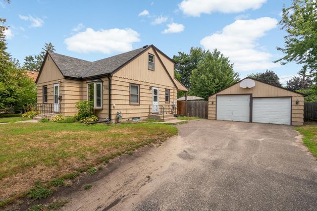 5330 Georgia Avenue N, Crystal, MN 55428