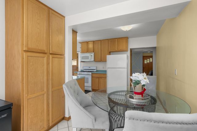 5330 Georgia Avenue N, Crystal, MN 55428