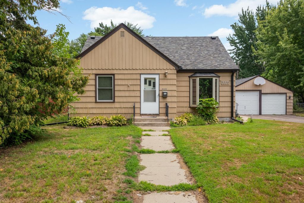 5330 Georgia Avenue N, Crystal, MN 55428 — photo 2