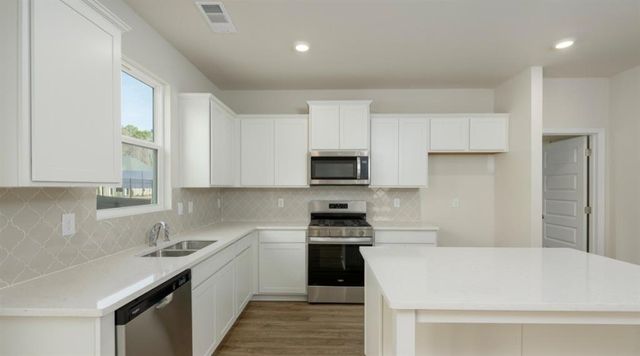 47 Weymouth Drive, Locust Grove, GA 30248