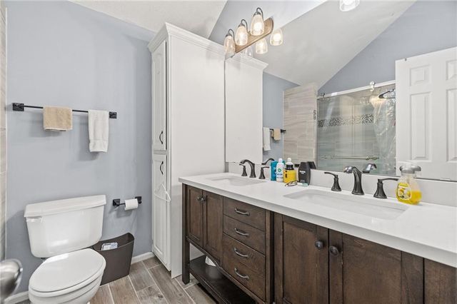 3911 NE 79th Street, Kansas City, MO 64119