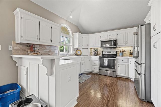 3911 NE 79th Street, Kansas City, MO 64119