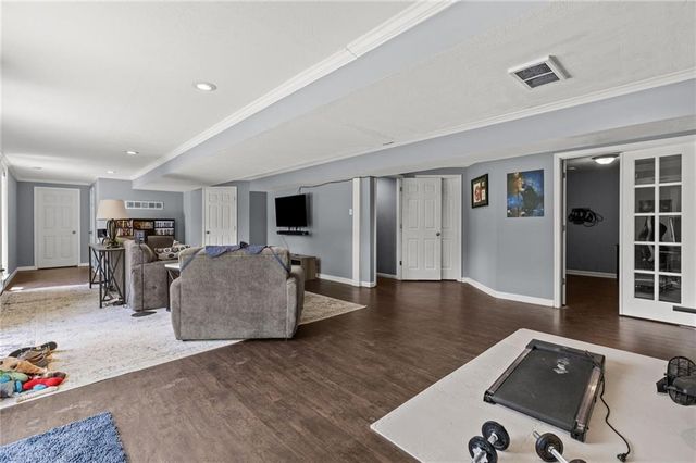 3911 NE 79th Street, Kansas City, MO 64119