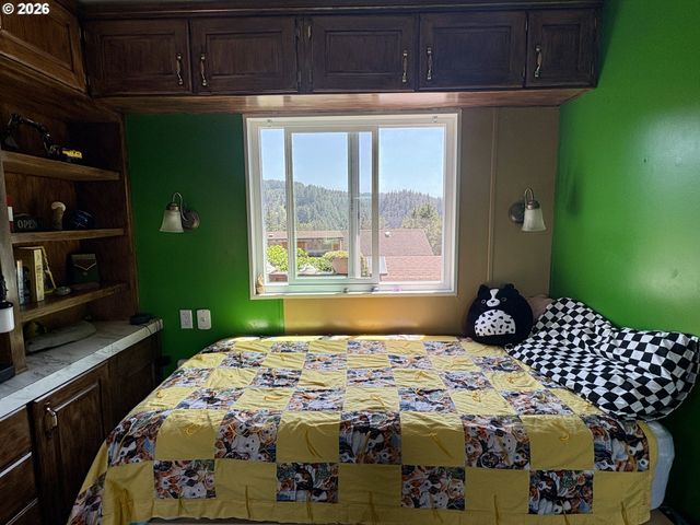 19921 WHALESHEAD Rd OV9, Brookings, OR 97415