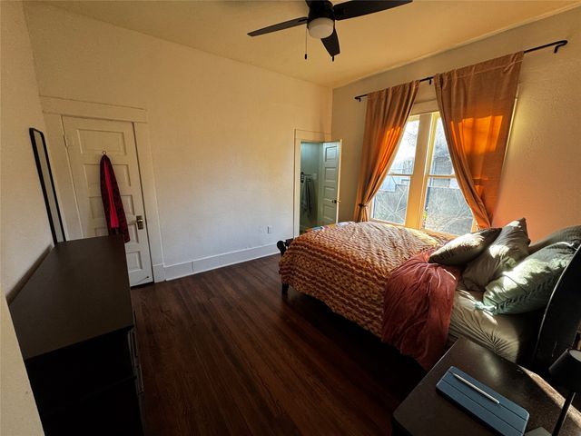 1802 Seevers Avenue, Dallas, TX 75216