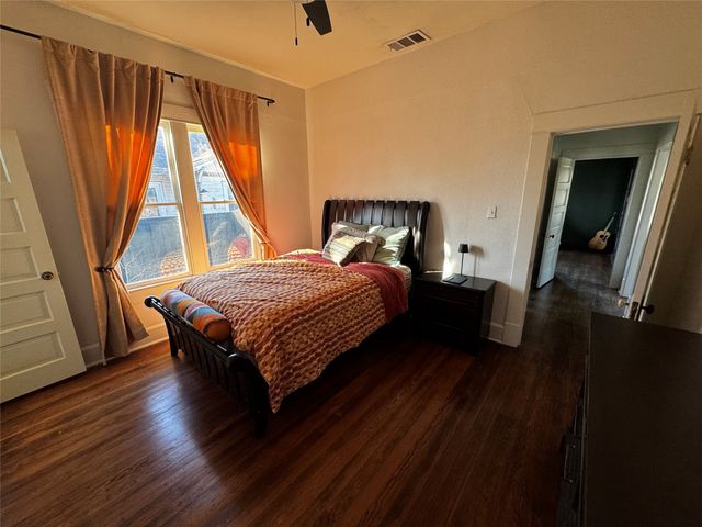 1802 Seevers Avenue, Dallas, TX 75216