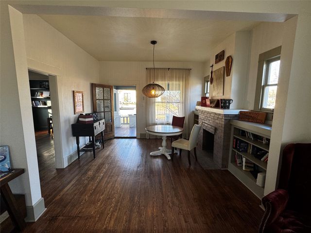 1802 Seevers Avenue, Dallas, TX 75216