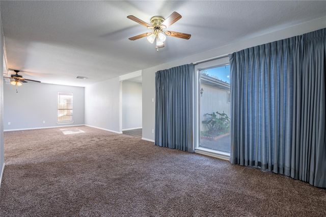 10215 Kirkwren Drive, Houston, TX 77089