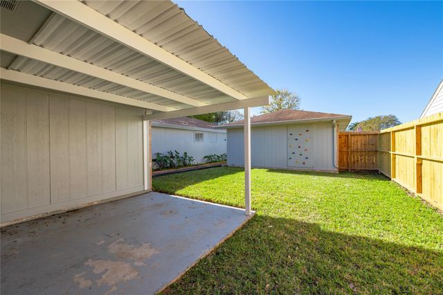 10215 Kirkwren Drive, Houston, TX 77089