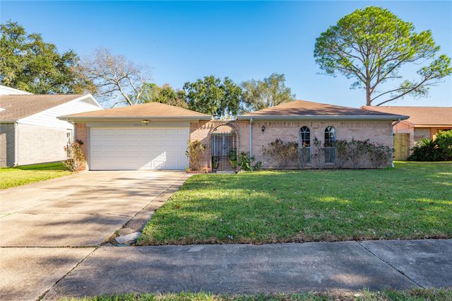10215 Kirkwren Drive, Houston, TX 77089