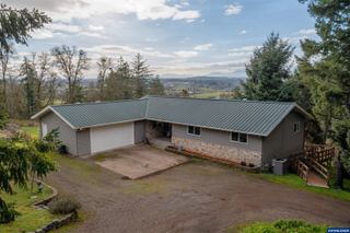 33844 Sunnyview Dr NE, Albany, OR 97322