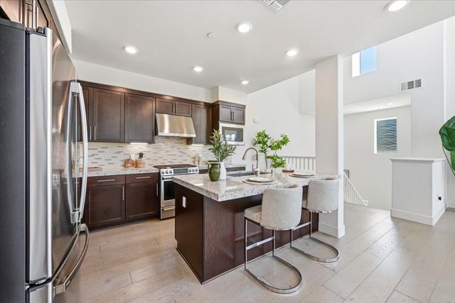 3709 Innovation Way 1008, Fremont, CA 94538