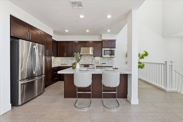 3709 Innovation Way 1008, Fremont, CA 94538