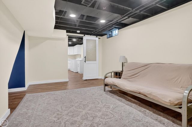 42159 Mac Rae Drive, Sterling Heights, MI 48313