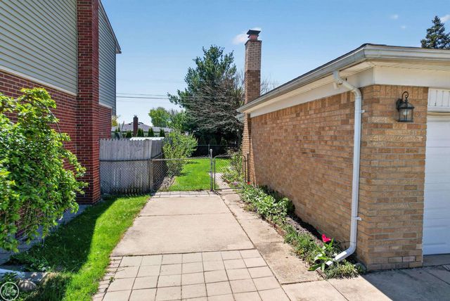 42159 Mac Rae Drive, Sterling Heights, MI 48313