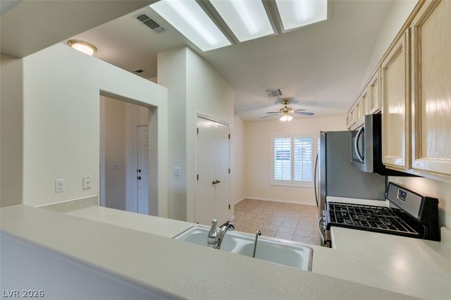 2001 Joy View Lane, Henderson, NV 89012