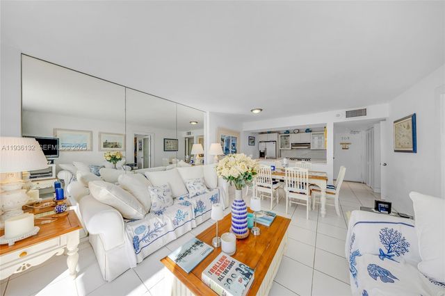 465 Ocean Dr 708, Miami Beach, FL 33139