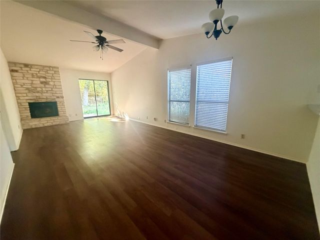 8105 S 1st ST B, Austin, TX 78748