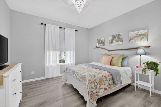 540 SE Monet Drive, Port St. Lucie, Port St Lucie, FL 34984