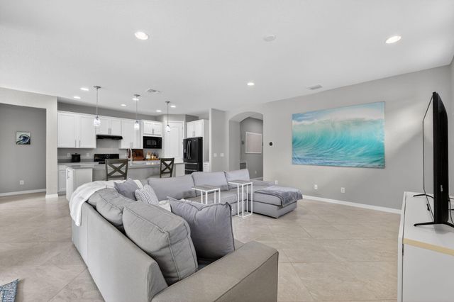 540 SE Monet Drive, Port St. Lucie, Port St Lucie, FL 34984