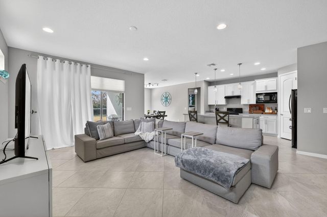 540 SE Monet Drive, Port St. Lucie, Port St Lucie, FL 34984