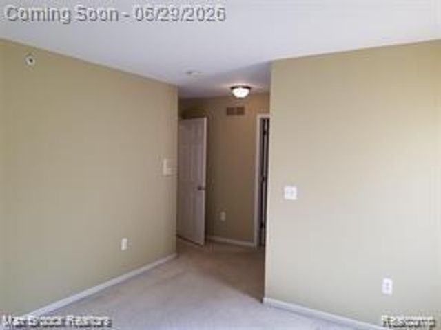 39775 Rockcrest Circle, Northville, MI 48168