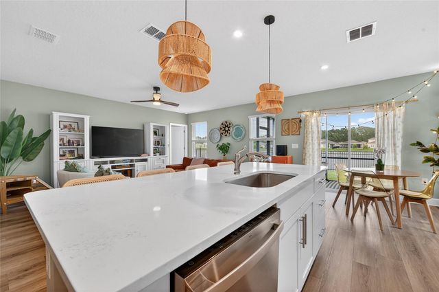 222 EAGLE HARBOR WAY, Daytona Beach, FL 32124