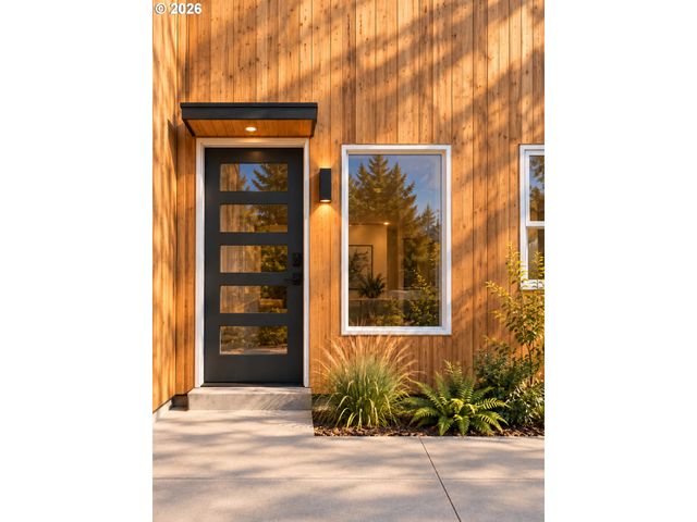 2470 Se 67th Ave, Portland, OR 97206