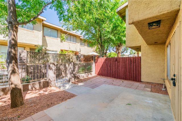 2256 Tall Pine Drive, Las Vegas, NV 89108
