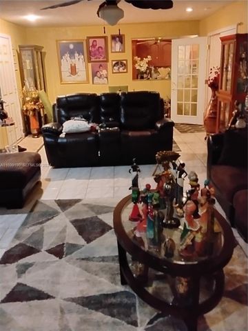 20620 NW 34th Avenue, Miami Gardens, FL 33056