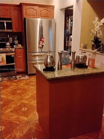 20620 NW 34th Avenue, Miami Gardens, FL 33056