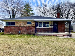 661 Nash Avenue, Ypsilanti Charter Township, MI 48198