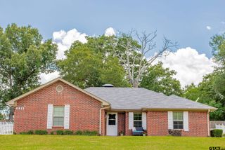8811 Pheasant Dr., Chandler, TX 75758
