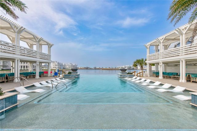 400 Coastline Dr, Port Aransas, TX 78373
