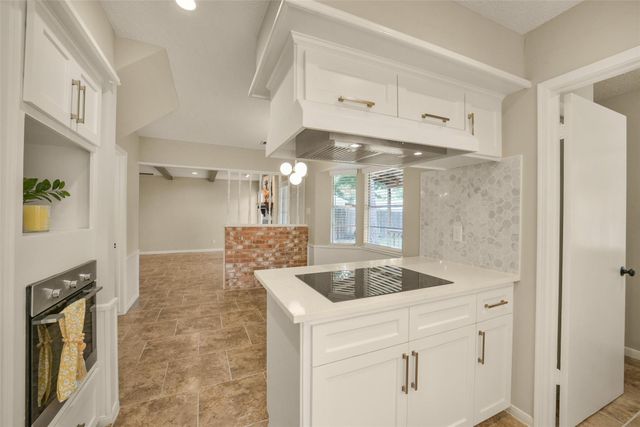 7911 Friars Court Lane, Spring, TX 77379