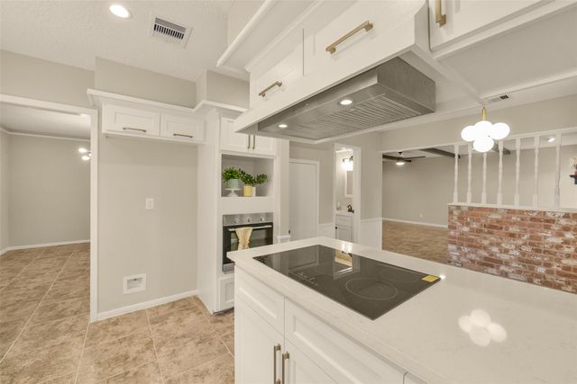 7911 Friars Court Lane, Spring, TX 77379