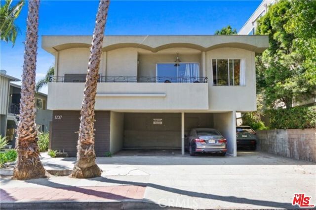 1237 Amherst Avenue 8, Los Angeles, CA 90025