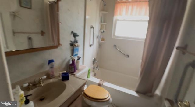 795 WOODS RD, Pasadena, MD 21122