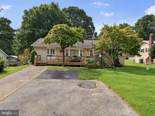 795 WOODS RD, Pasadena, MD 21122
