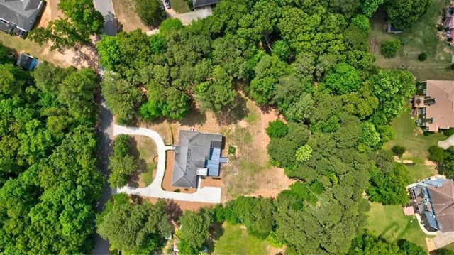 480 Forest Oak Drive, Stockbridge, GA 30281