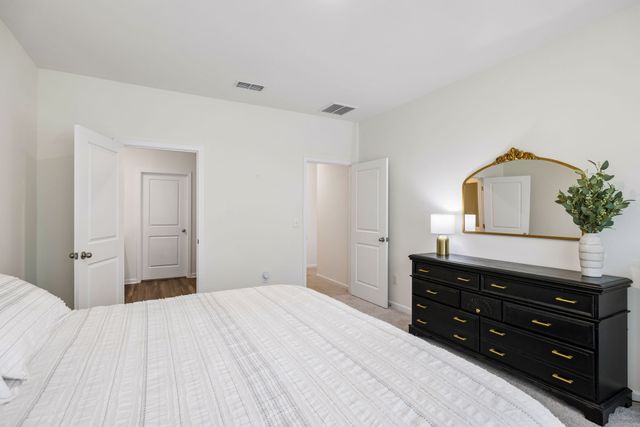 2014 Sellerback Way, Columbia, TN 38401