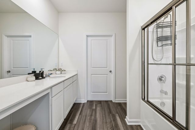 2014 Sellerback Way, Columbia, TN 38401
