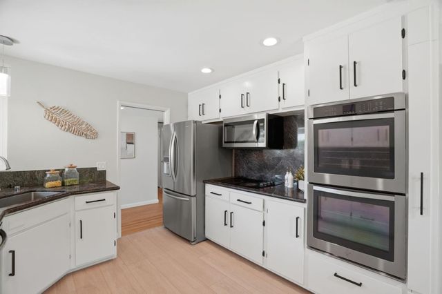 500 Kiely Boulevard, Santa Clara, CA 95051