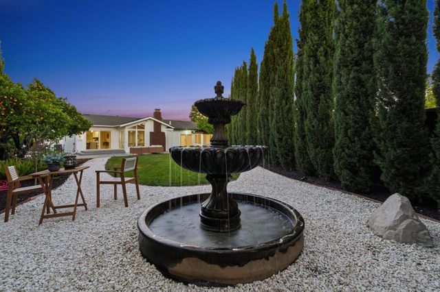 500 Kiely Boulevard, Santa Clara, CA 95051
