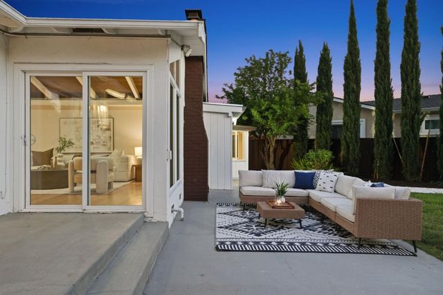 500 Kiely Boulevard, Santa Clara, CA 95051